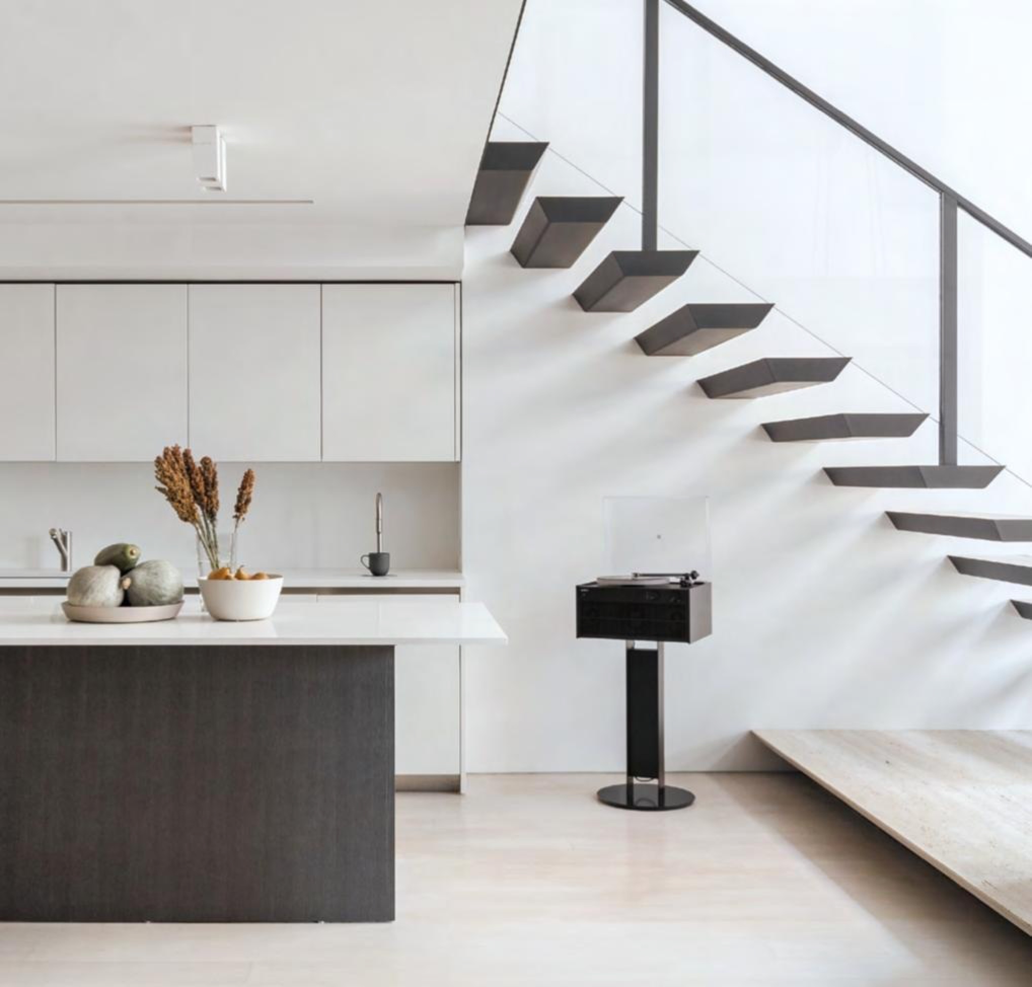 New York Residence — view 2